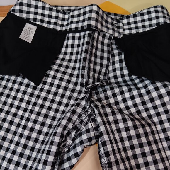 Talbots Pre-Owned Black and Ivory Hampshire Ankle Pants Size 4 Petite - Picture 3 of 13